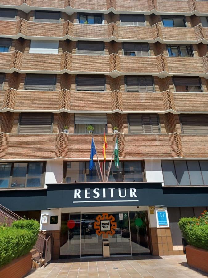 Apartamento Acogedor Junto A Calle Betis, Triana-Los Remedios Севиля Екстериор снимка